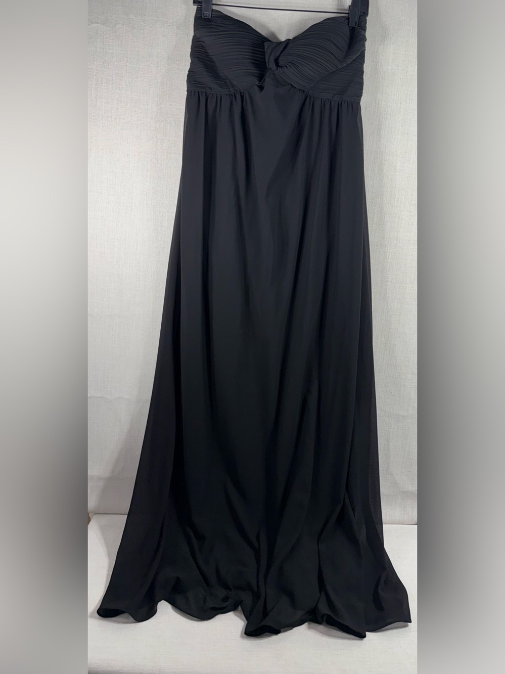 Glamorous Black Strapless evening dress
